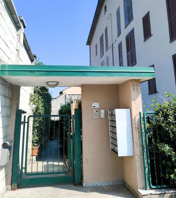 Casa Albertina Grazioso Appartamento Vicino Alla Stazione Монца Экстерьер фото